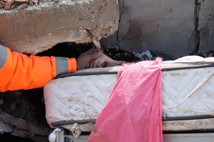 storytelling-afp-photo-seisme-turkey-000_338p67m.jpg